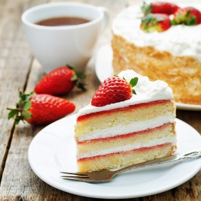 Lagkage med pynt (forudbestilles 2 hverdage fr) 10 pers